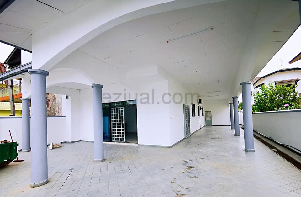 Taman Iskandar,JB Town Semi-D High Loan Renovated Unit