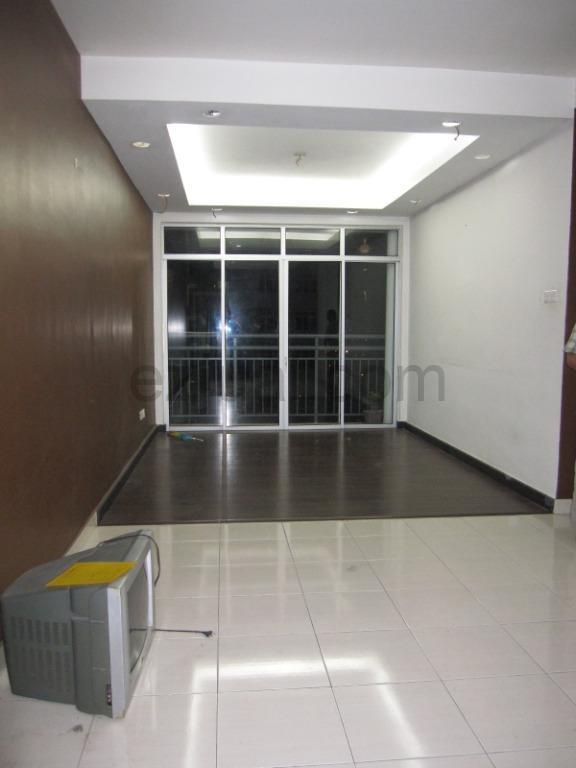 Kipark Apartment,Tampoi Indah@ Full Loan Renovated Unit