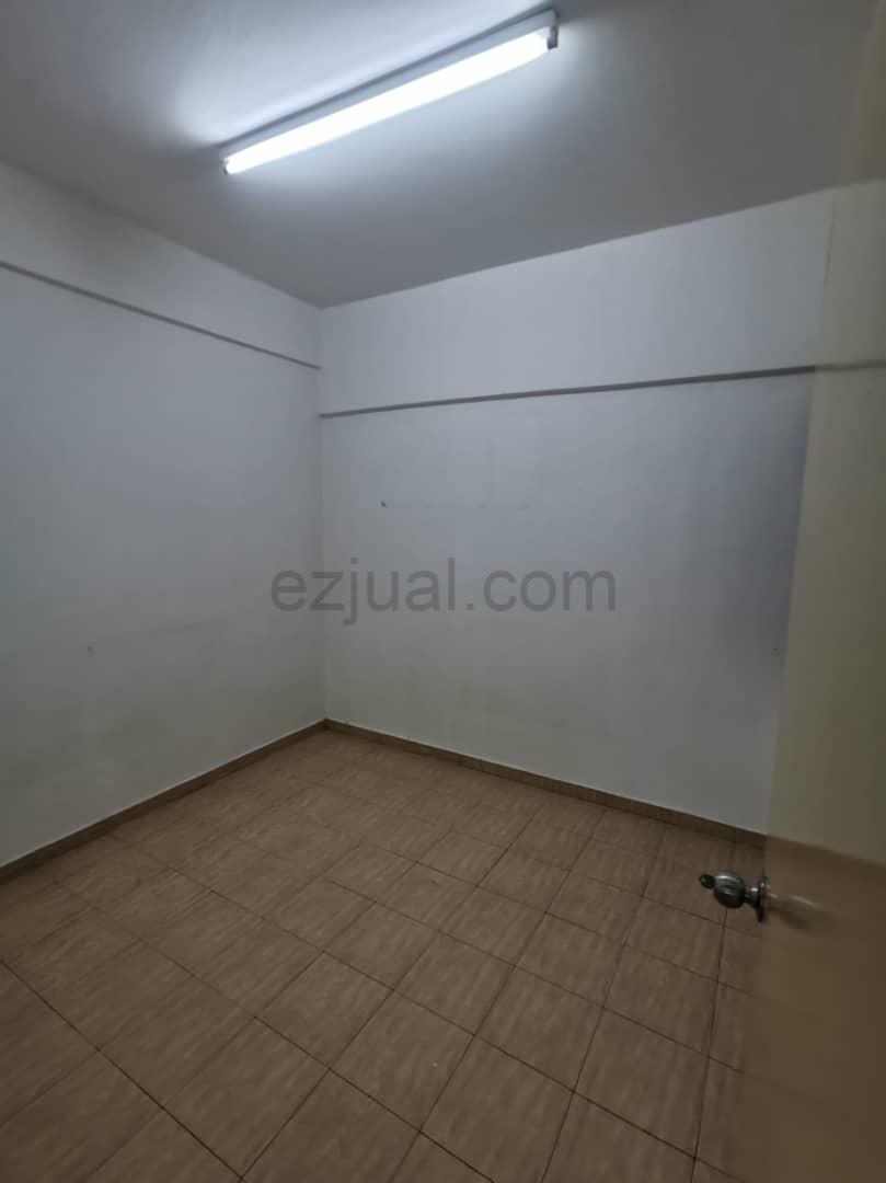 Tasek Apartment,Suria Muafakat Low Deposit 3 Rooms