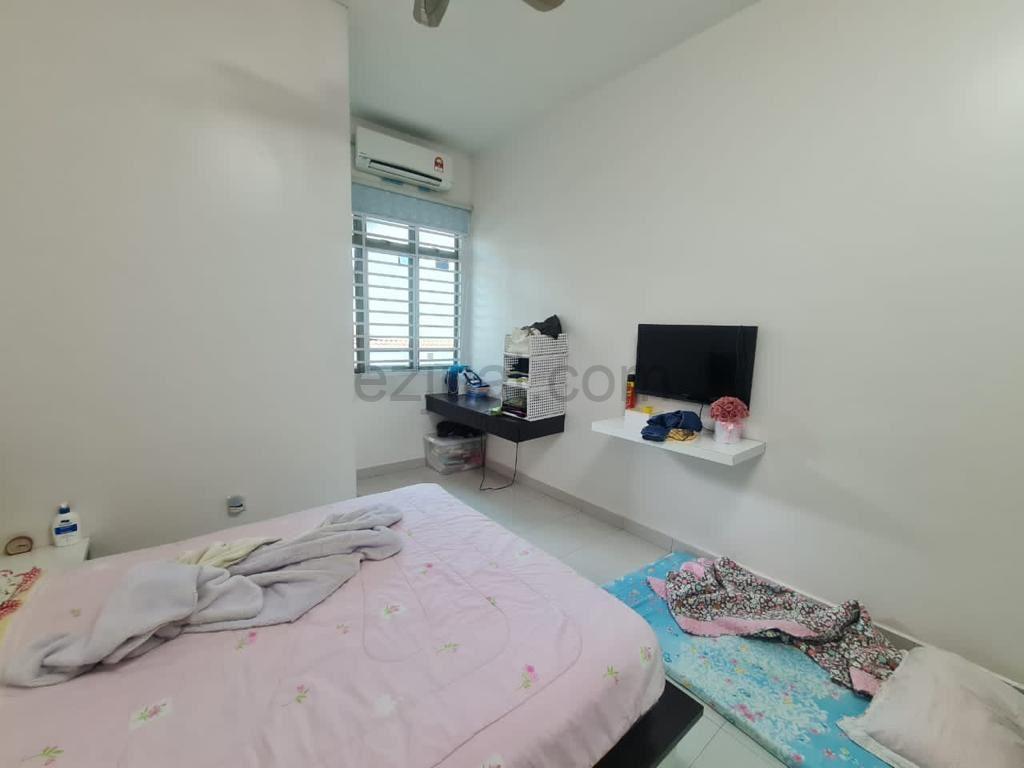 Tmn Bukit Mewah 2-stry Renovated House For Sale(Behind Paradign Mall)
