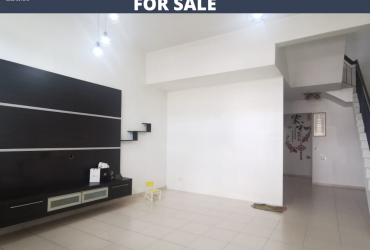 Setia Tropika 2stry Renovated House For Sale (Facing South)