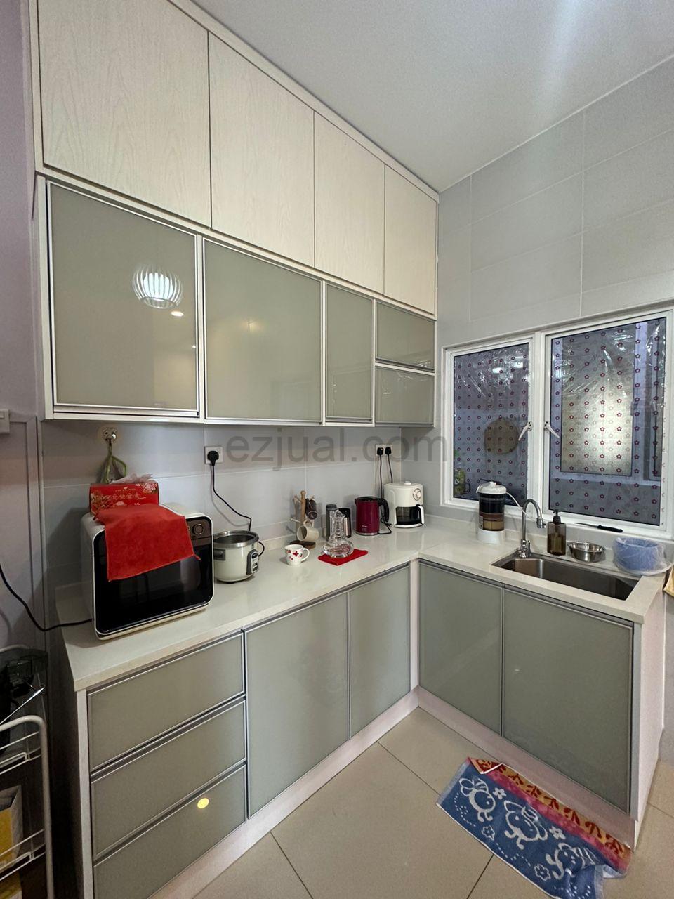 Horizon Residence @Bukit Indah 3rooms Full Furnish Unblock View For Sale