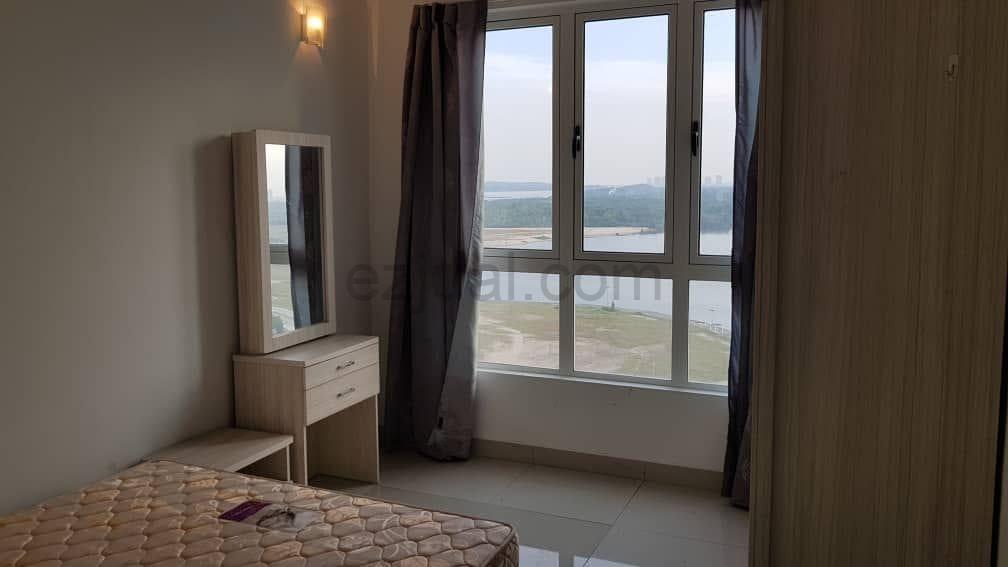Tropez Residence@Danga Bay 2rooms Full Furnish For Rent (High Floor)